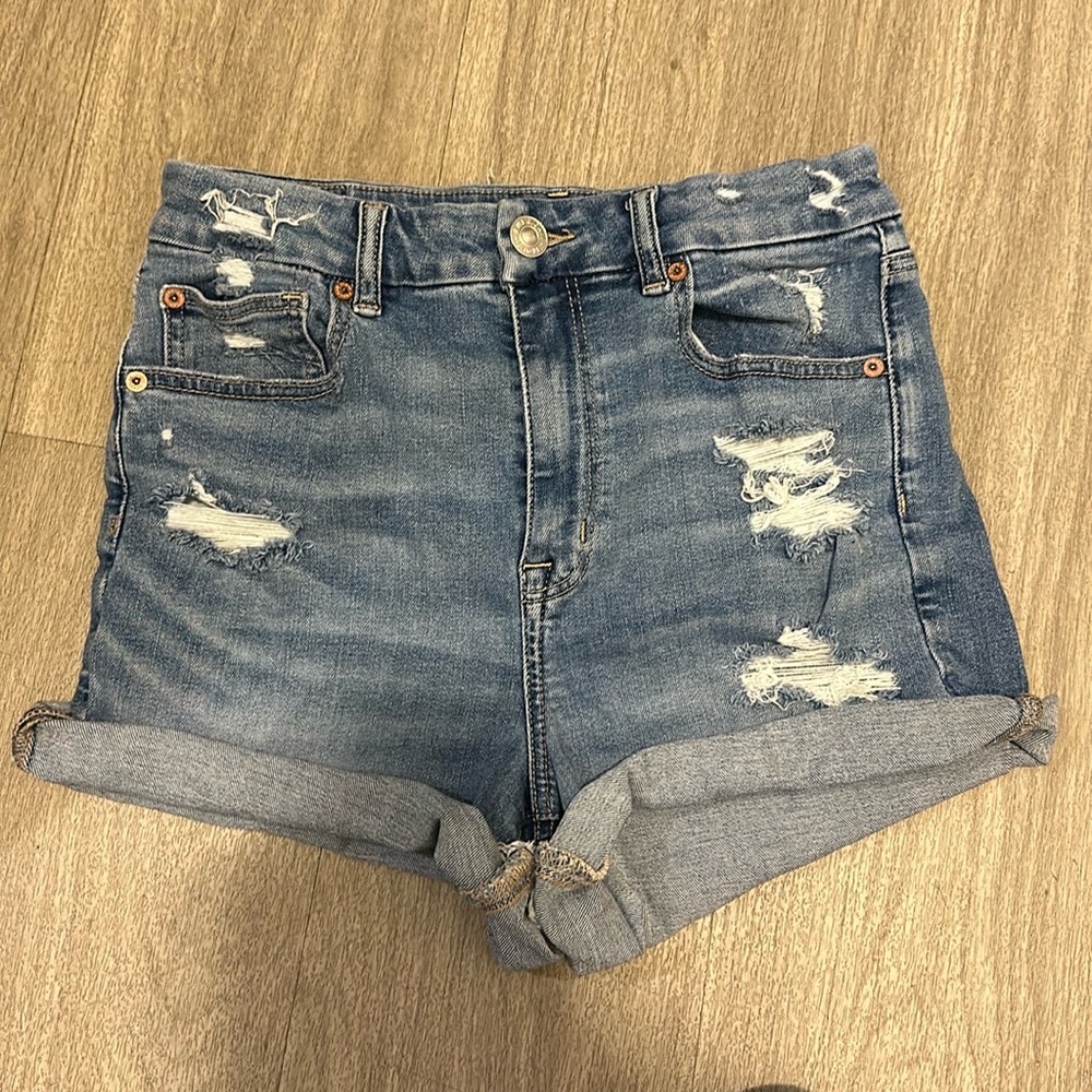 American Eagle Light Wash Ripped Jean shorts